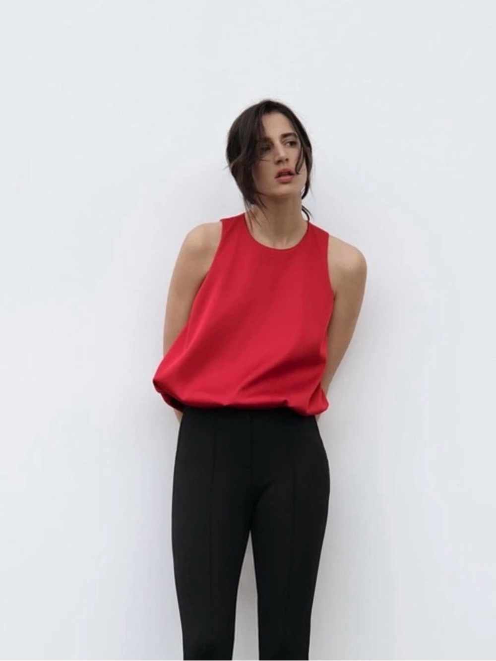 Zara Red Sleeveless Round-Neck Crop Top